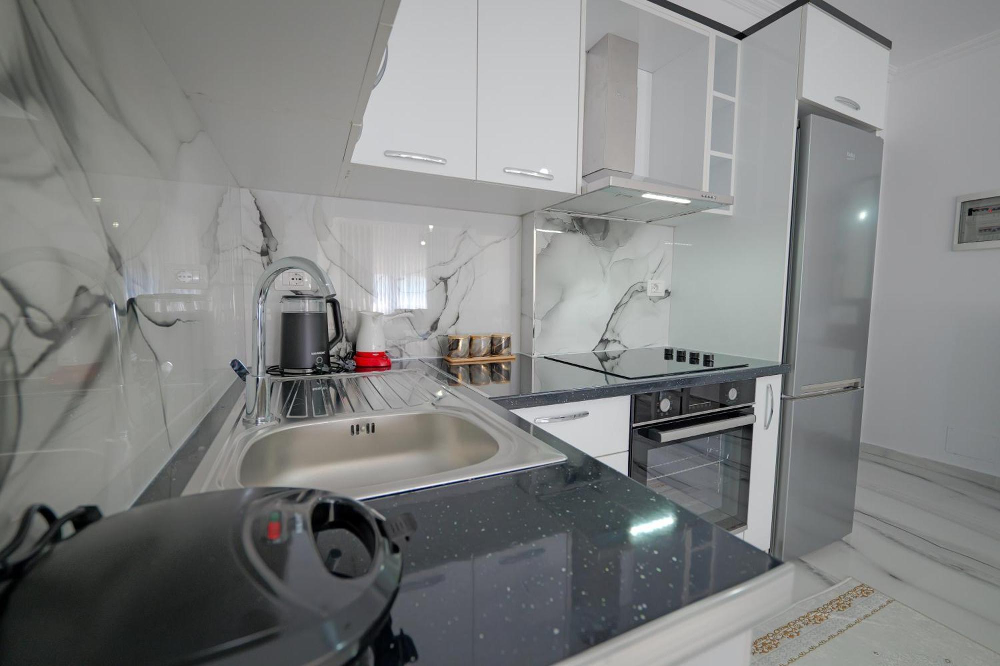 Aldisen Apartment Sarande Exterior photo