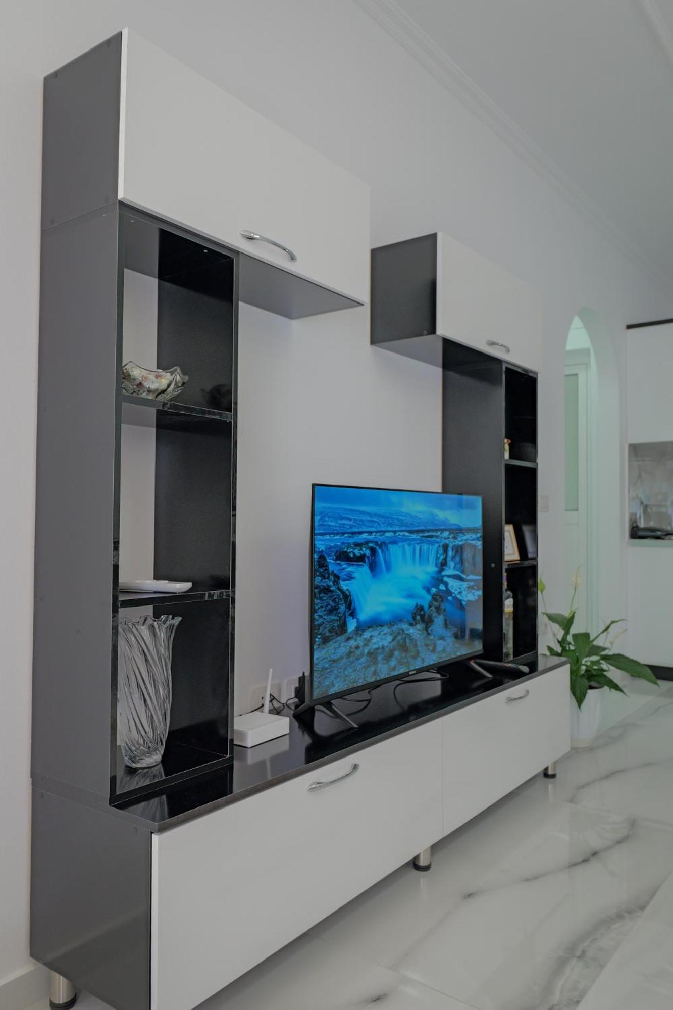 Aldisen Apartment Sarande Exterior photo
